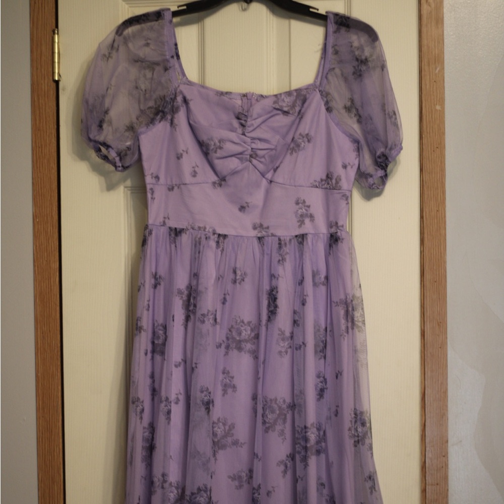 Tulle purple floral midi dress.